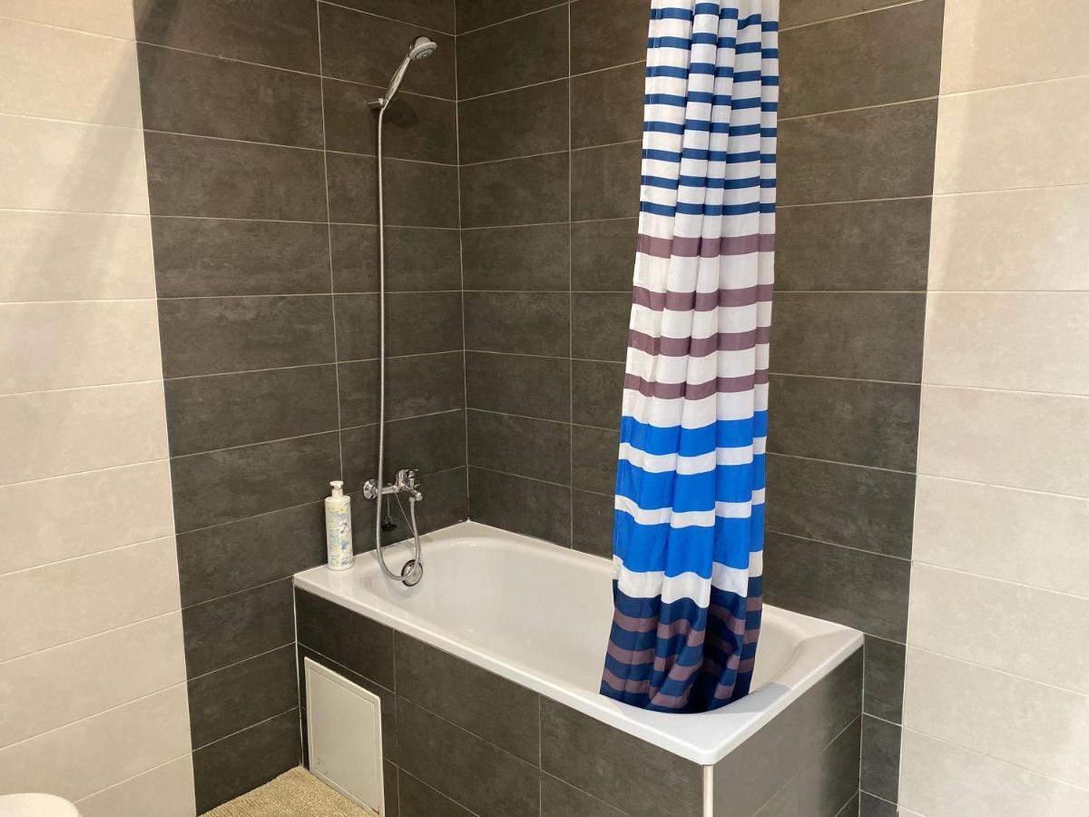 Comfortable Renovated Flat, Wifi! Badalona Eksteriør billede